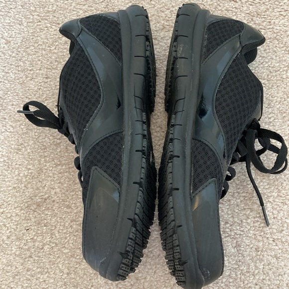 Dr. Scholl’s black work sneaker 8.5M - Picture 3 of 8